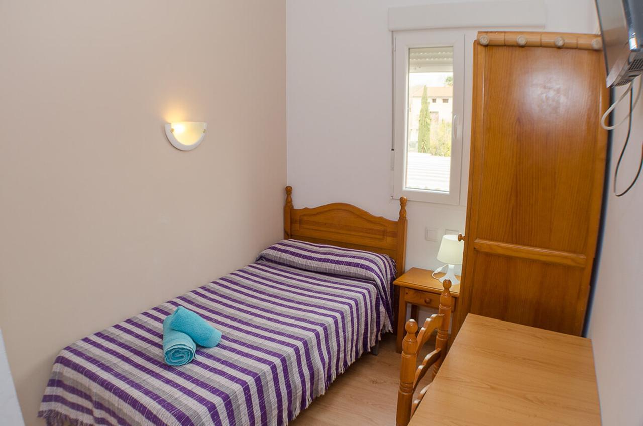 Hostal Los Calatravos Alcaniz Bagian luar foto