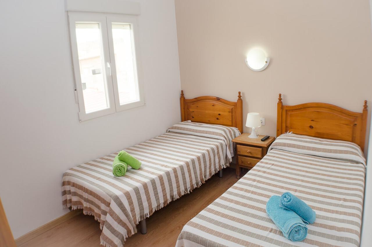 Hostal Los Calatravos Alcaniz Bagian luar foto