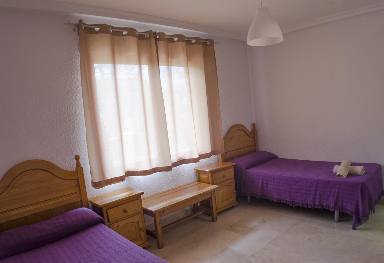 Hostal Los Calatravos Alcaniz Bagian luar foto
