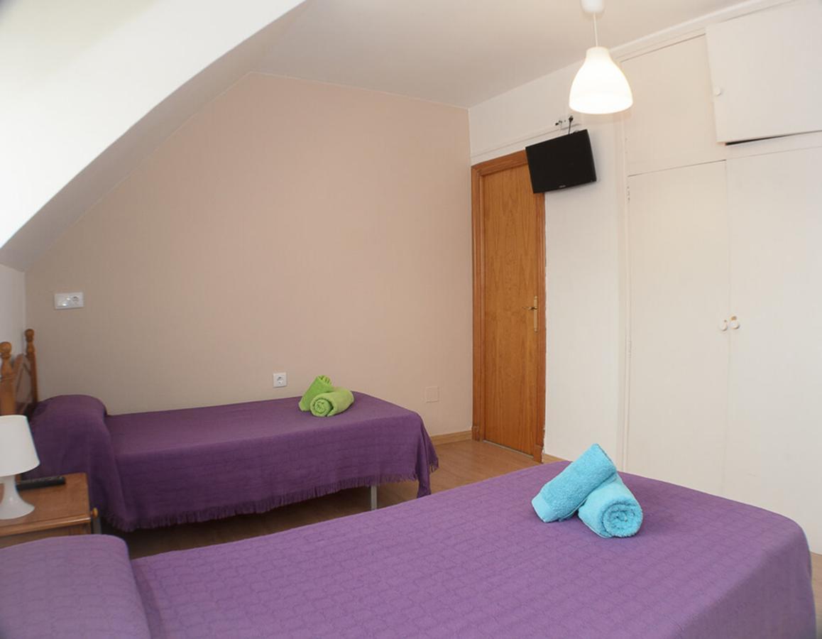 Hostal Los Calatravos Alcaniz Bagian luar foto