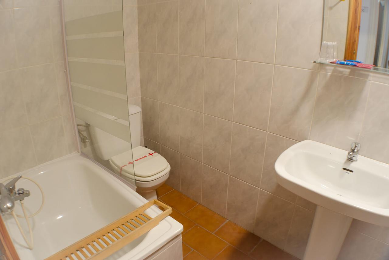 Hostal Los Calatravos Alcaniz Bagian luar foto